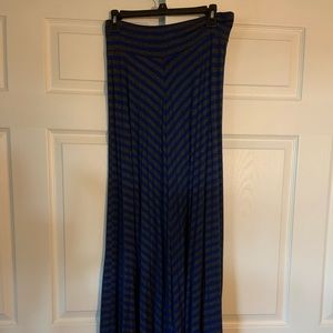 EUC AB Studio Long Skirt